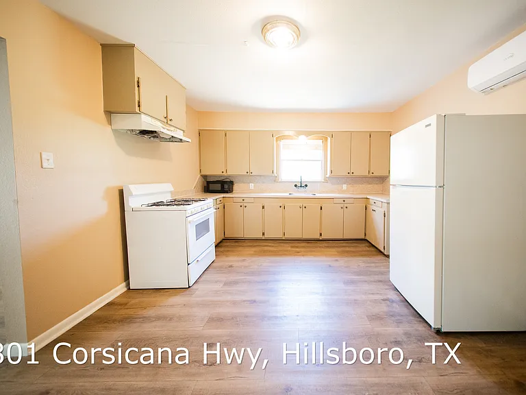 801 Corsicana Hwy — Photo 18