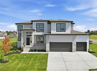 1513 SE Rising Sun Dr, Lees Summit, MO 64081