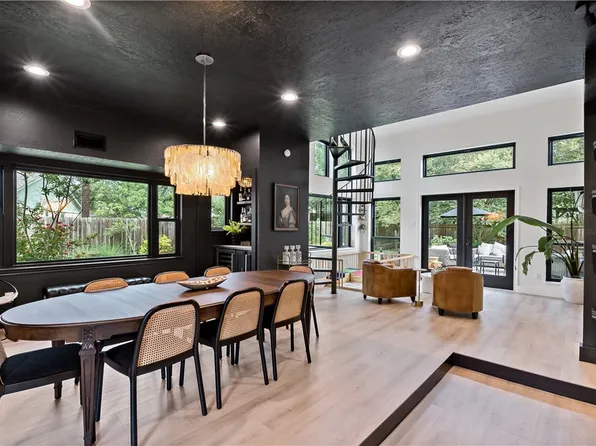 2811 Normand Dr, College Station, TX 77845