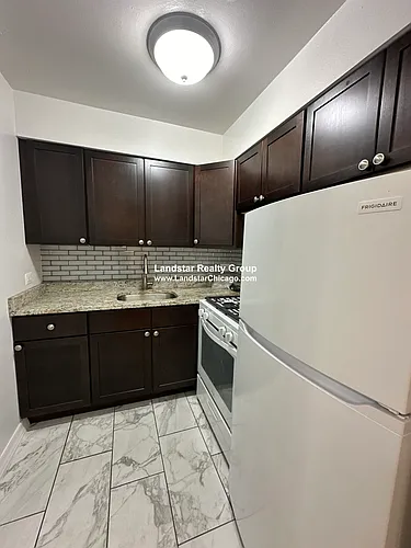 6830 N Sheridan Rd #350 Photo 1