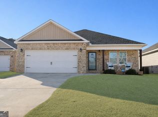 145 Northsky Dr, Warner Robins, GA 31093