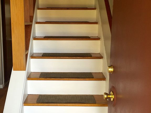 3rd image of 3281 Oakwood Dr