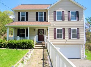 31 Sentinel Hill Rd, Derby, CT 06418