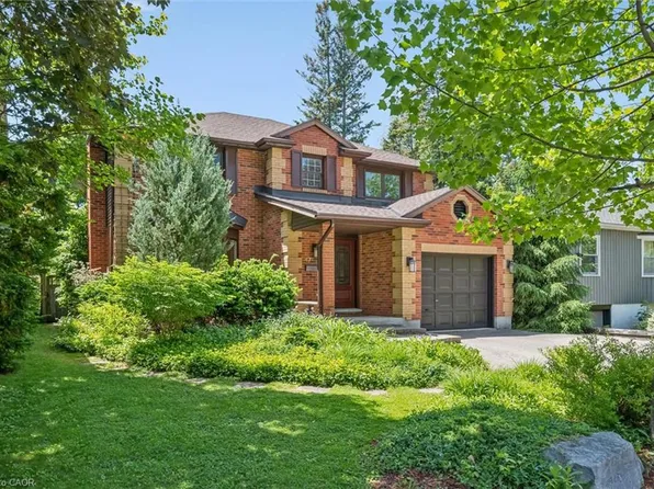47 Caledonia St, Guelph, ON N1G 2C8