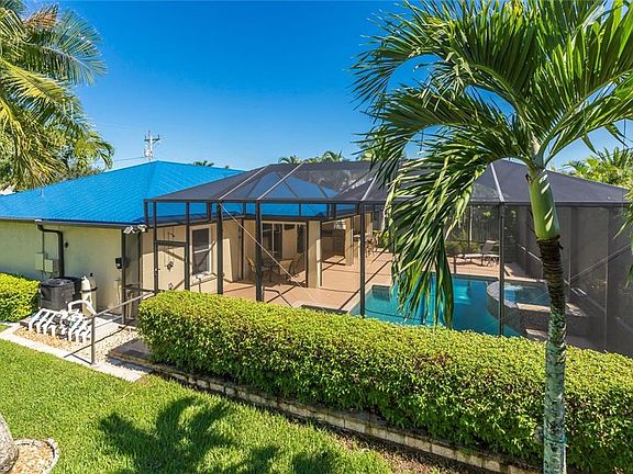 4th image of 5239 Agualinda Blvd