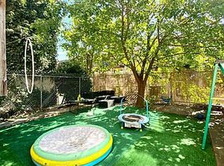 460 Montgomery St #1, Brooklyn, NY 11225