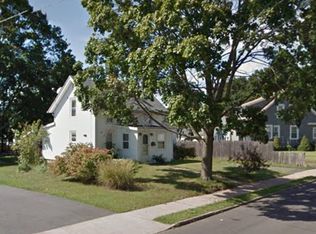 28 West St, Manchester, CT 06040