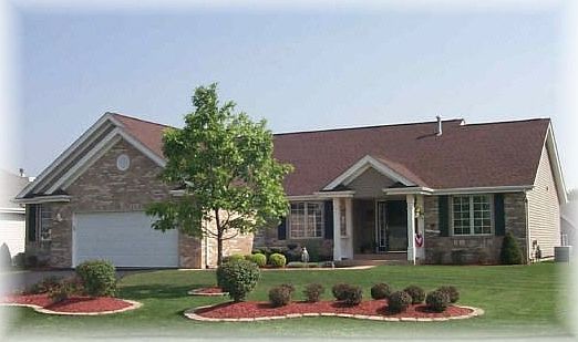 Great Room Ranch w/Pro-Landscaped Yard & Sprinkler System