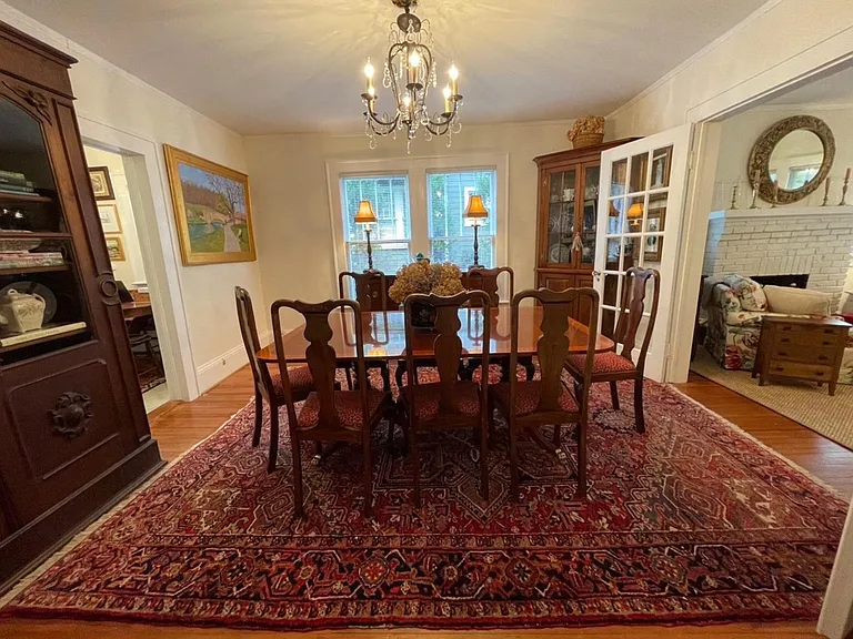 218 Circle Ave — Photo 6