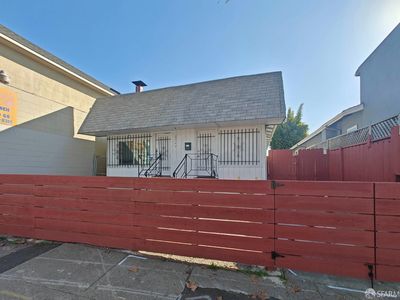 2727 San Pablo Ave, Berkeley, CA, 94702