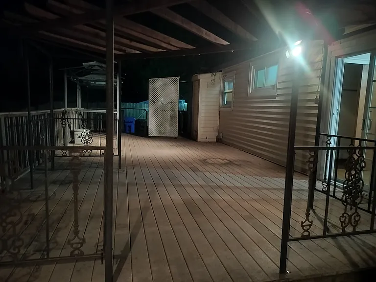 101 Kristen Ln — Photo 3
