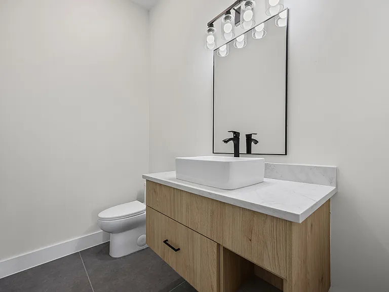 1020 Mountain Leather Dr — Photo 21