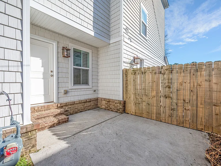 4629 Lee Ave — Photo 30