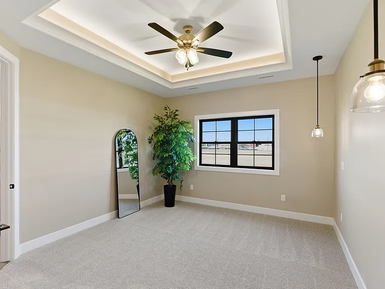 2134 E Beaumont St — Photo 18