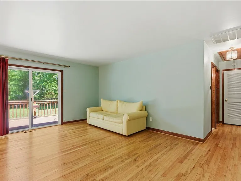 45320 Barefoot Dr — Photo 5