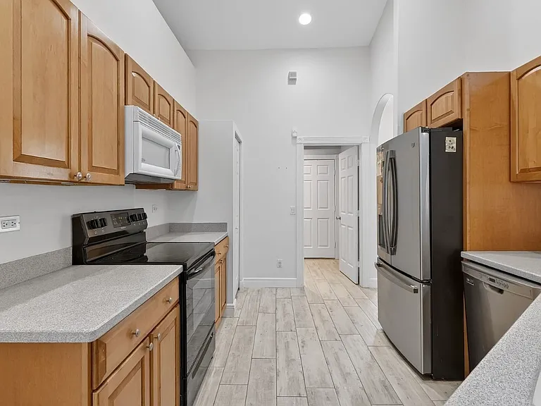 1571 SW Hunnicut Port St — Photo 8