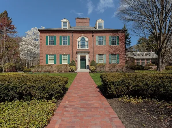 83 Church St APT 6, Winchester, MA 01890