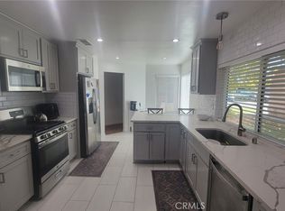 117 Racquet Club Dr, Compton, CA 90220