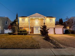 2797 Mandalay Beach Rd, Wantagh, NY 11793