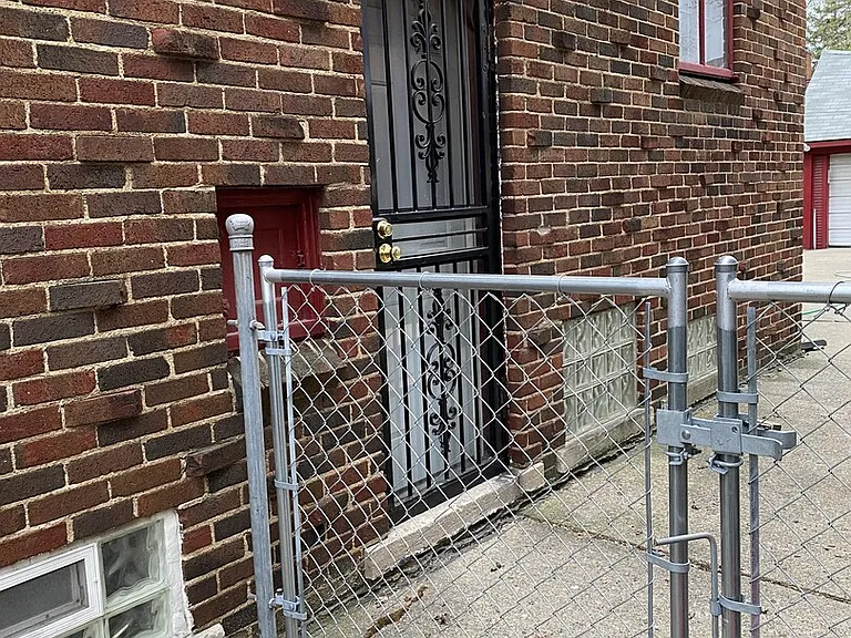 Ashton Rd — Photo 8