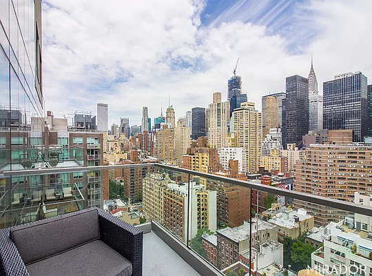 Rented by Mirador Real Estate | media 45