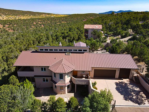 2nd image of 40 Camino Del Senador