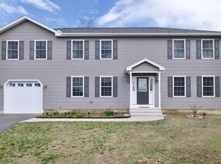 14 Annies Way, Springfield, MA 01119
