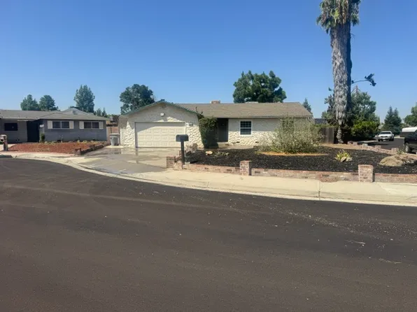 1602 Beverly Ave, Clovis, CA 93611