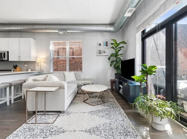 1155 W Madison St APT 312, Chicago, IL 60607