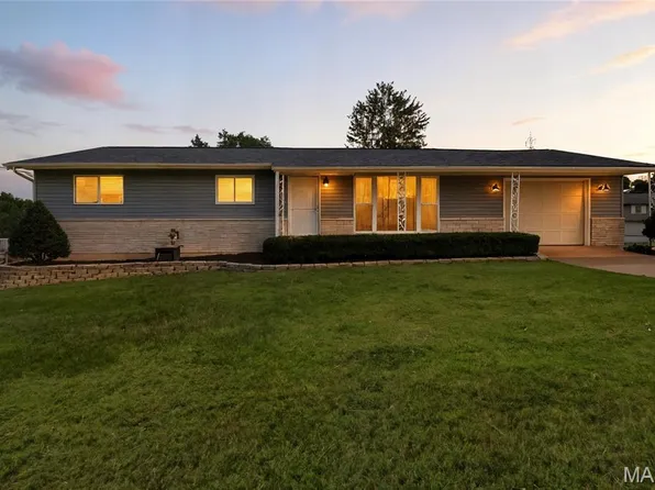 2721 Rose Dr, Arnold, MO 63010