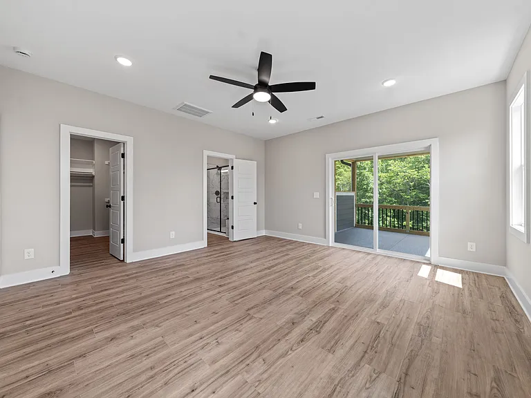 215 Summer Breeze Dr — Photo 26