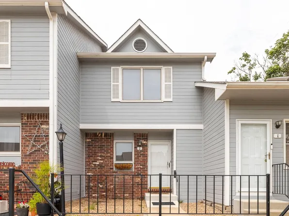101 S Rock Rd APT 2, Derby, KS 67037