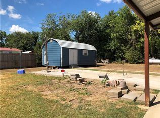 1222 Woodcrest Dr, Kemp, TX 75143