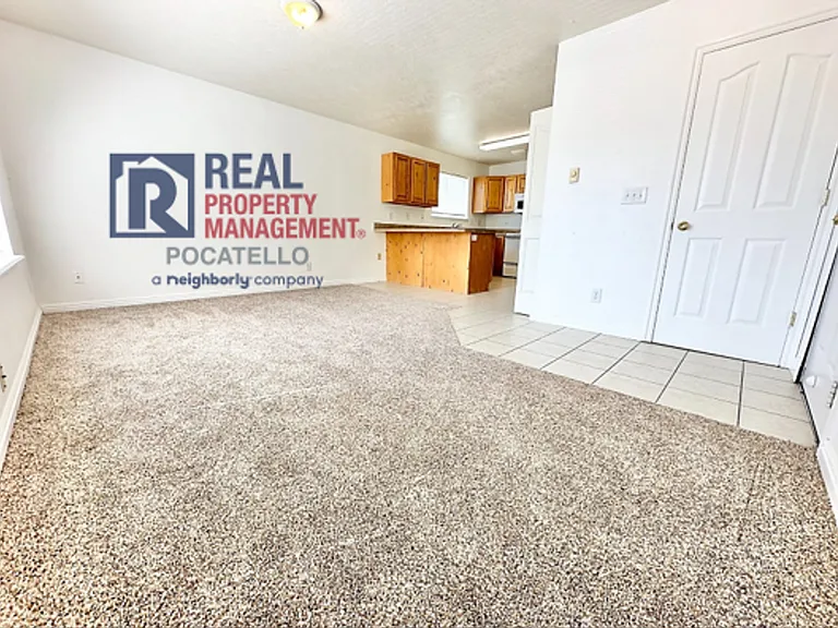 4407 Opal Ave — Photo 10