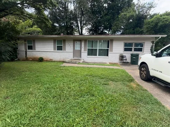 625 Laurel Dr NW, Huntsville, AL 35811