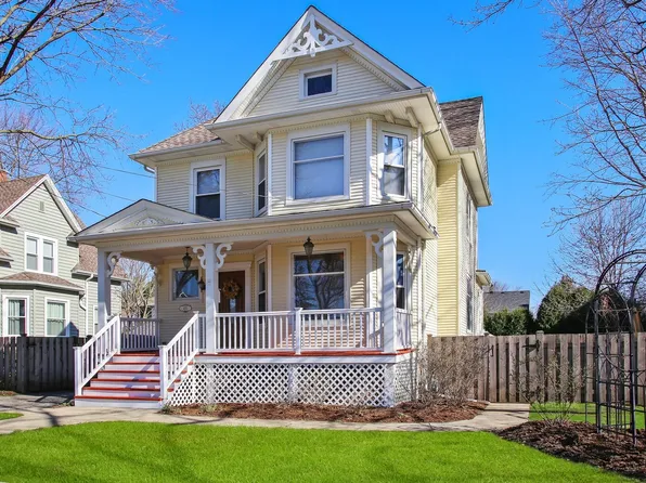 402 W Campbell St, Arlington Heights, IL 60005