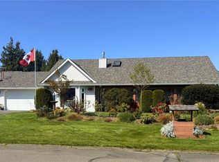 697 Woodburn St, Parksville, BC V9P 2M1