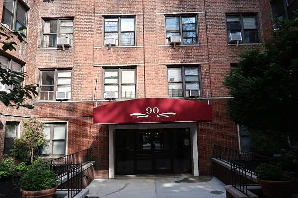 1st image of 90 Laurel Hill Ter APT 1I