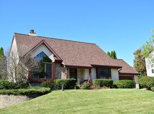 1581 Cherokee St, Grafton, WI 53024