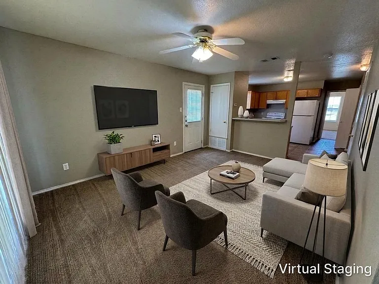 4303 Deek Dr — Photo 1