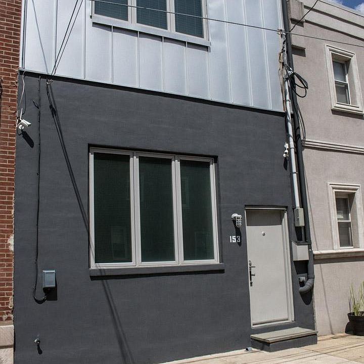 1st image of 153 Richmond St #2