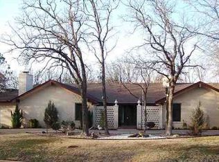 3005 Surreywood Cir, Duncan, OK 73533