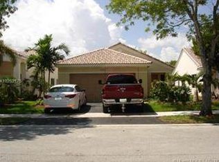 4326 Mahogany Ridge Dr, Fort Lauderdale, FL 33331