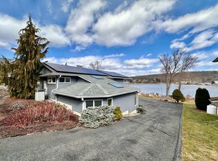 80 N Lake Shore Dr, Brookfield, CT 06804