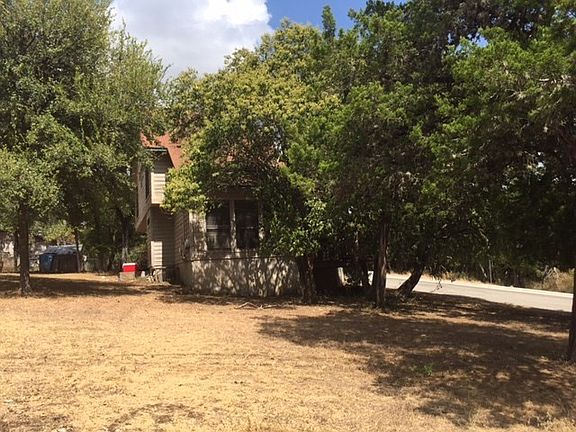 4th image of 800 W Bluebonnet Dr