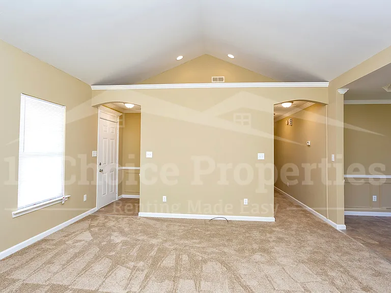 13217 Abernant Loop S — Photo 5