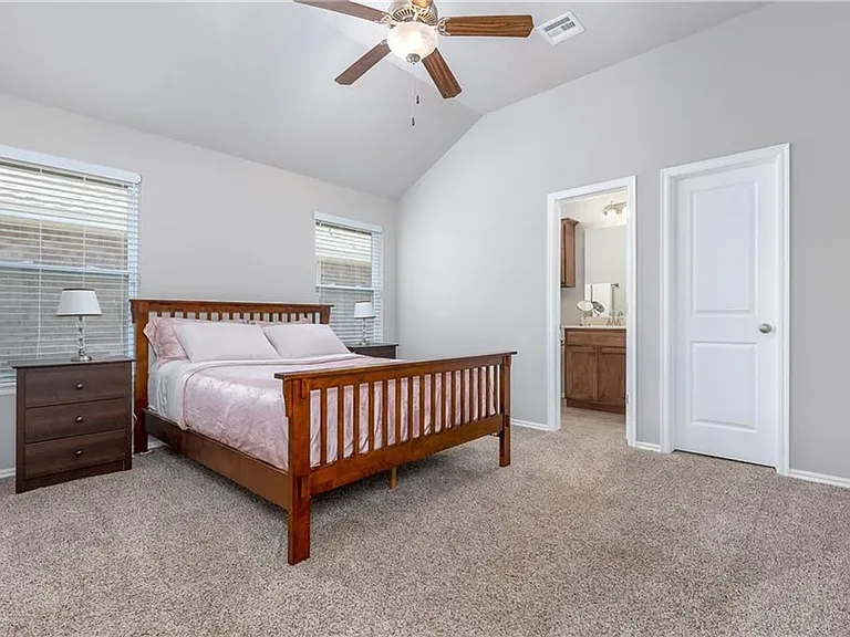 19716 Forsythe Dr — Photo 8