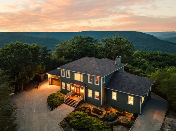 275 Buckeye Ln, Wilder, TN 38589