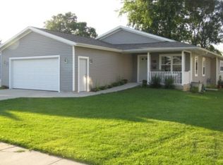 321 Elizabeth St, Lodi, WI 53555