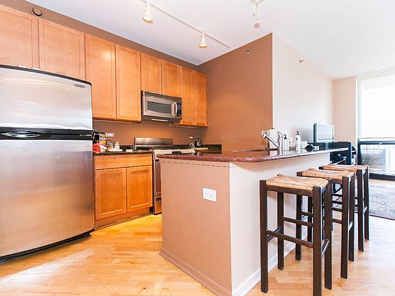 5th image of 200 S Desplaines St #25026